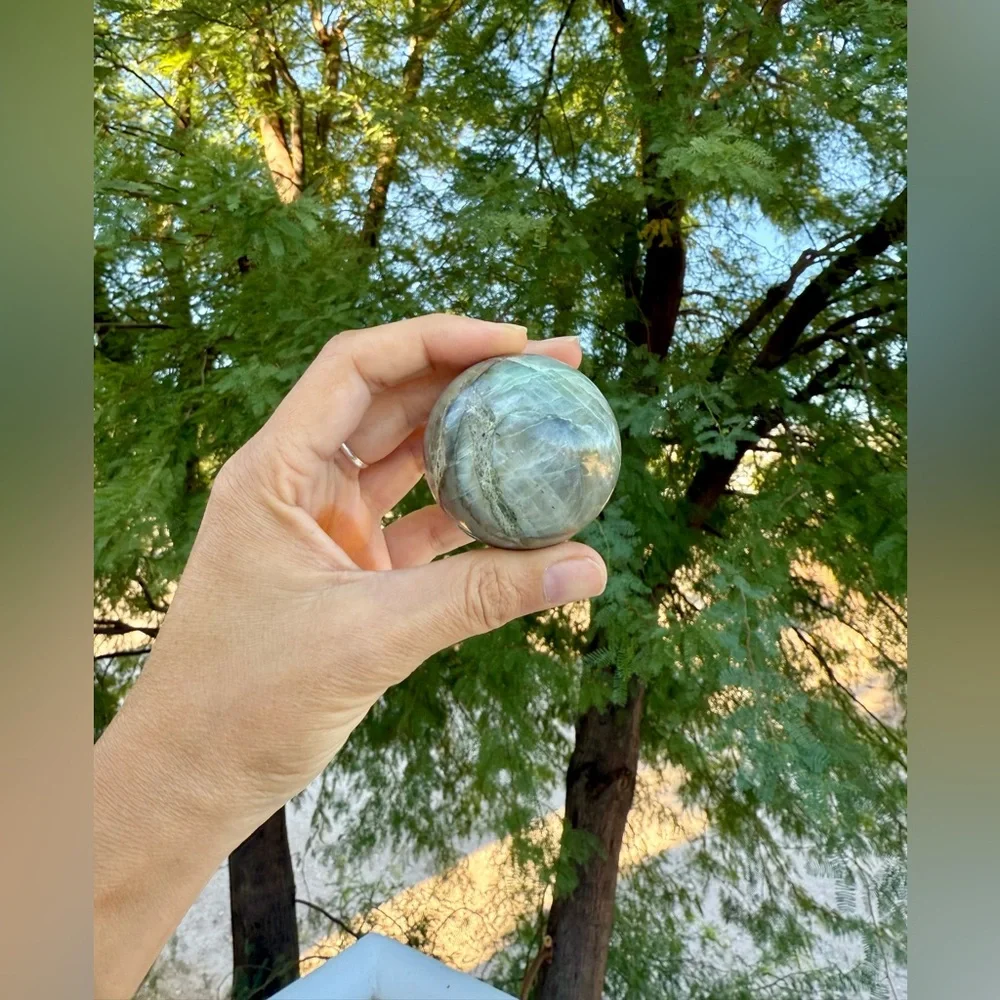 Green Moonstone Sphere - Picture 3 of 8
